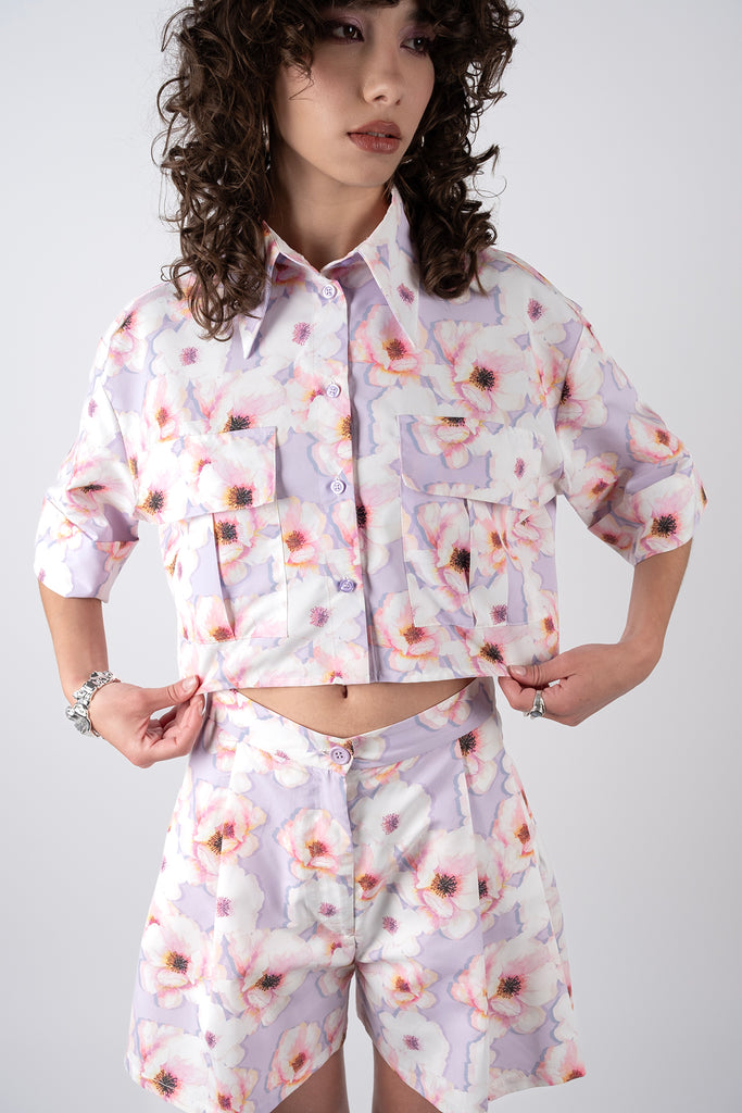 Crop Shirt  – Blurred Blossom Lilac